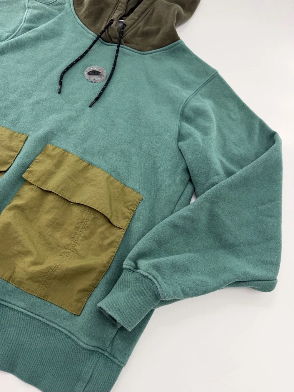 Nike Sportswear Women’s Sports Utility Fleece Hoodie Bicoastal Cargo Green XS